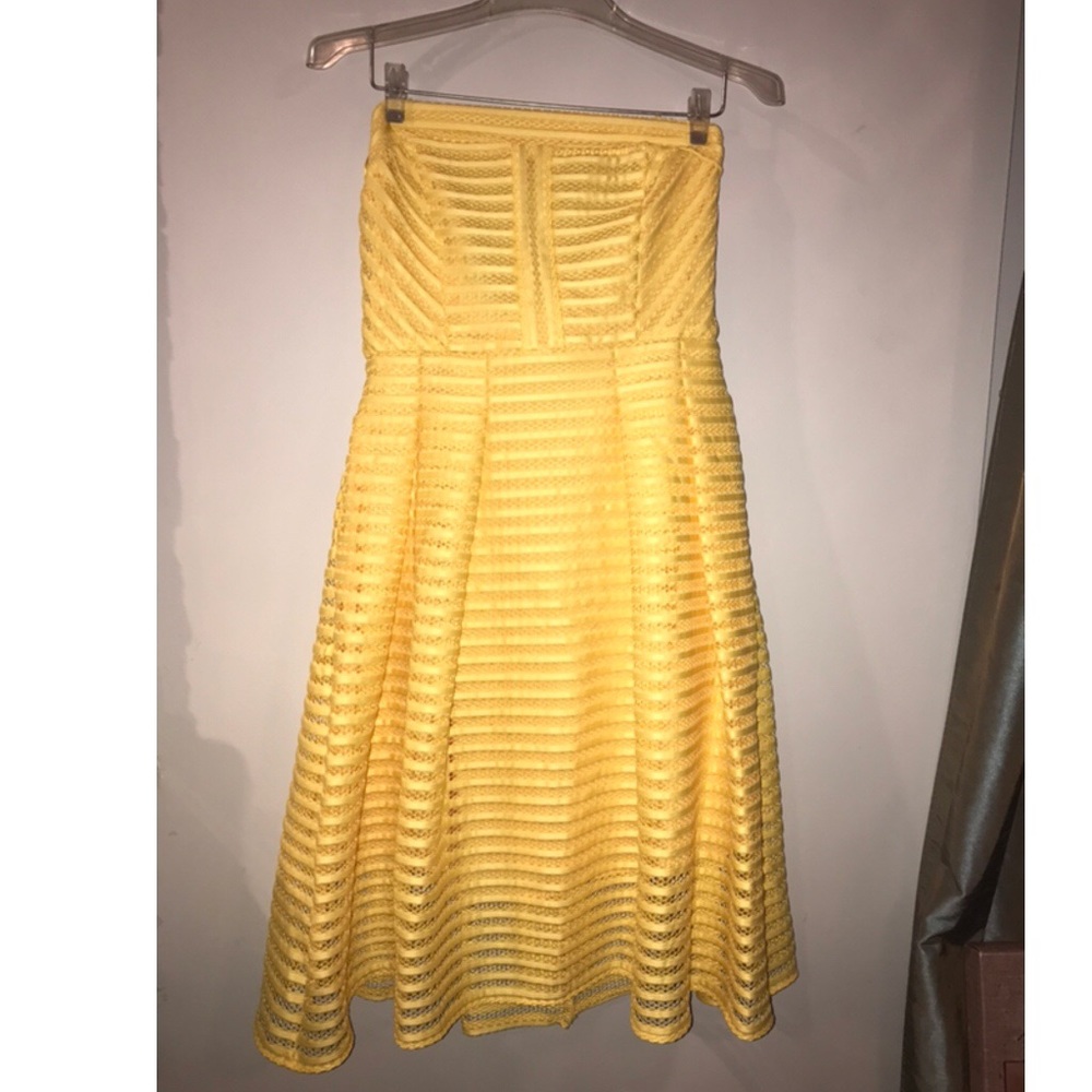 NWT NY&Co Dress with removable straps